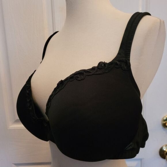 Cacique Lace Bra Solid Black Underwire 46C 46 C - Picture 3 of 7